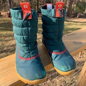 Vivibarefoot Lumi Juniors Size 34 EU / 3 USA